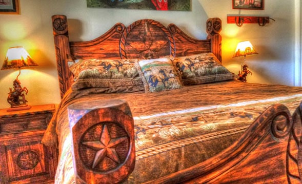 Dude ranch accommodation Santa Fe King Bed
