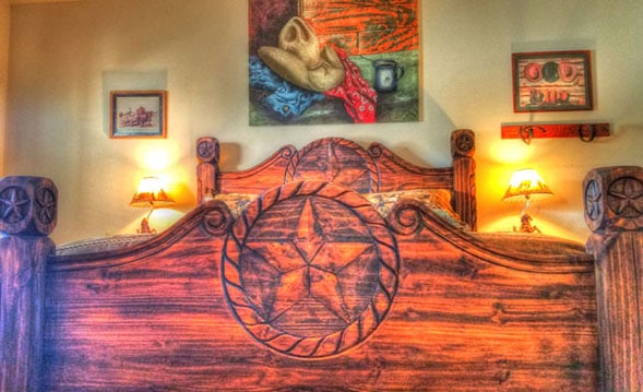 Dude ranch accommodation Santa Fe King Bedroom