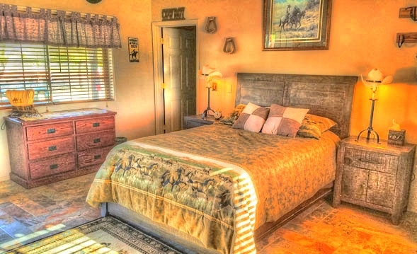 Dude ranch accommodation Cowboy Guest Room